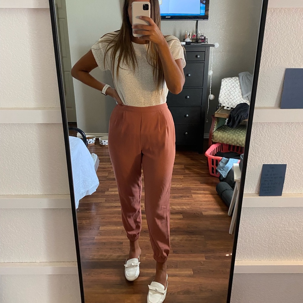 High-Wasted salmon/pink pants